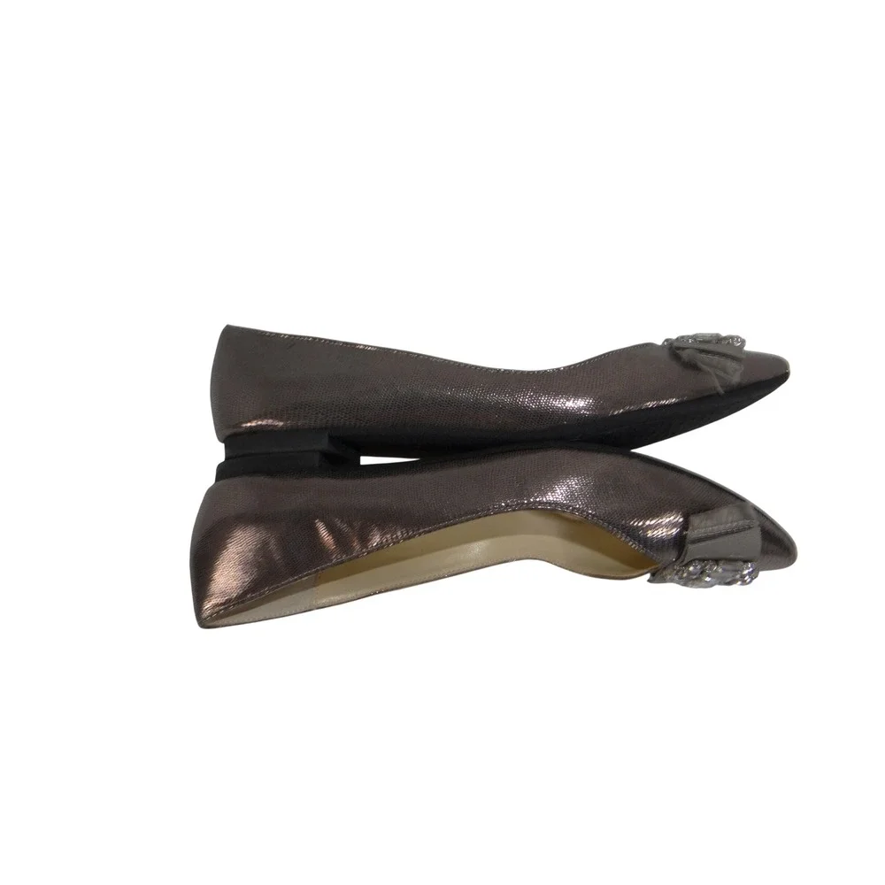 Adrienne Vittadini Womens Pewter Metallic Snakeskin Crystal Bow Flats Size 10